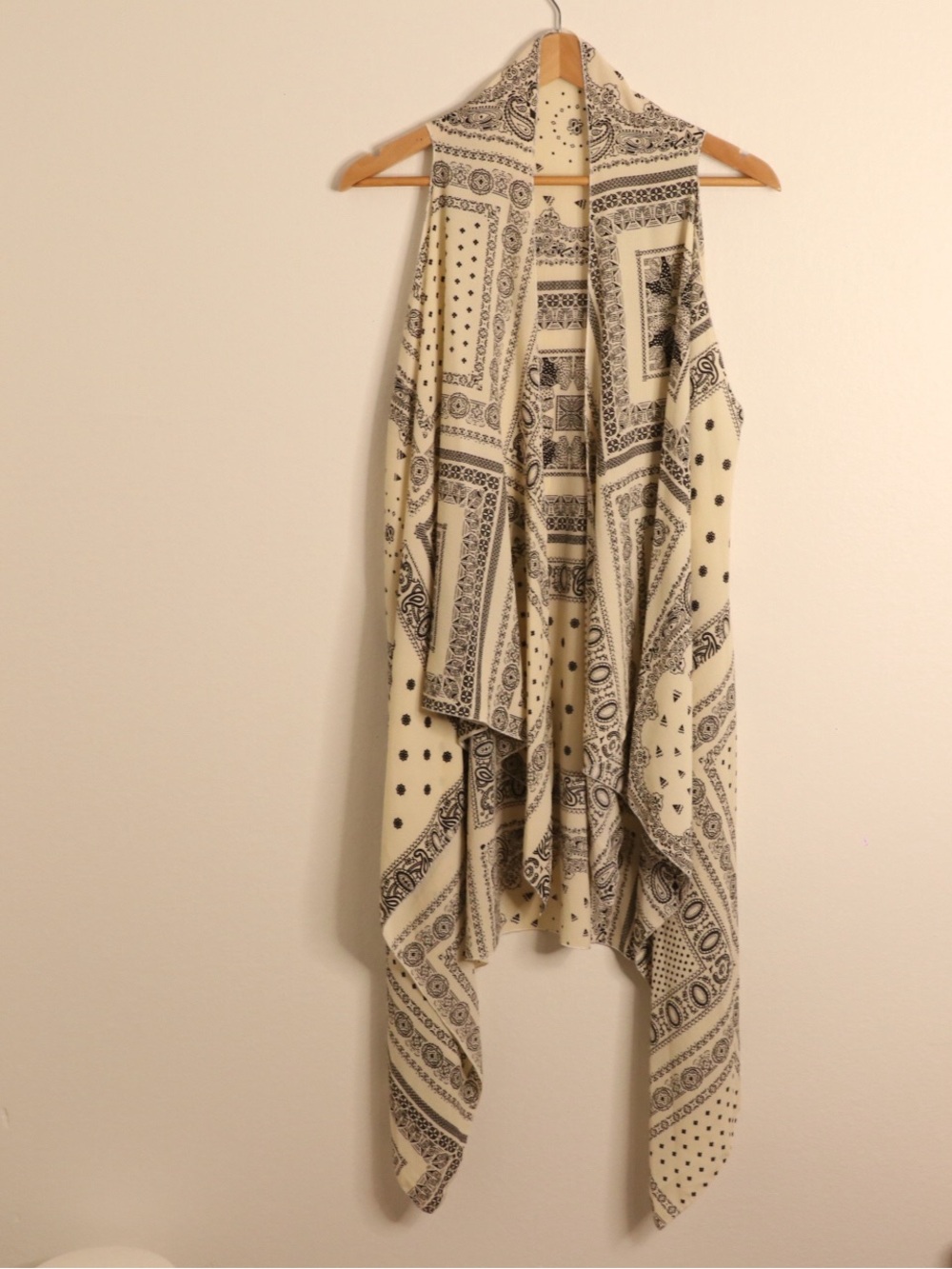 G Cream Black Bandana Paisley Draped Open Front Vest